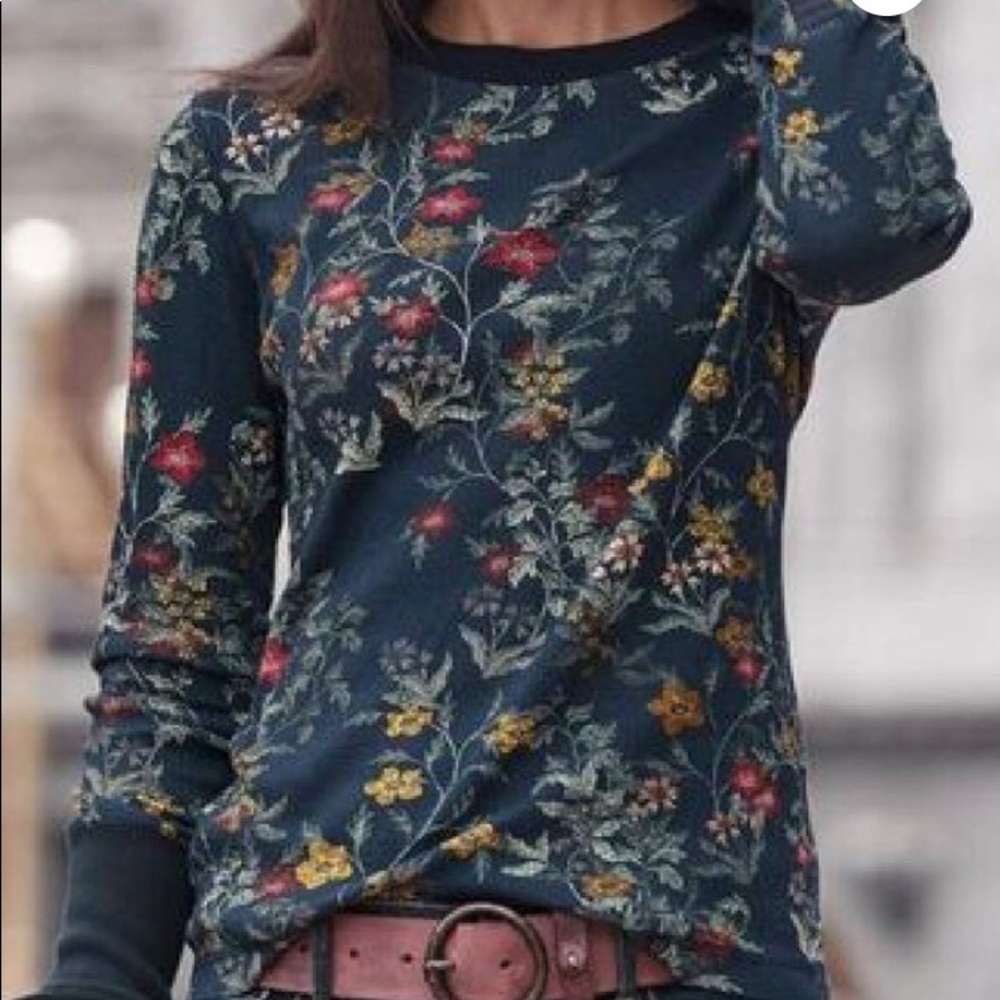 Long sleeve blouse